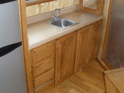 Base cabinet